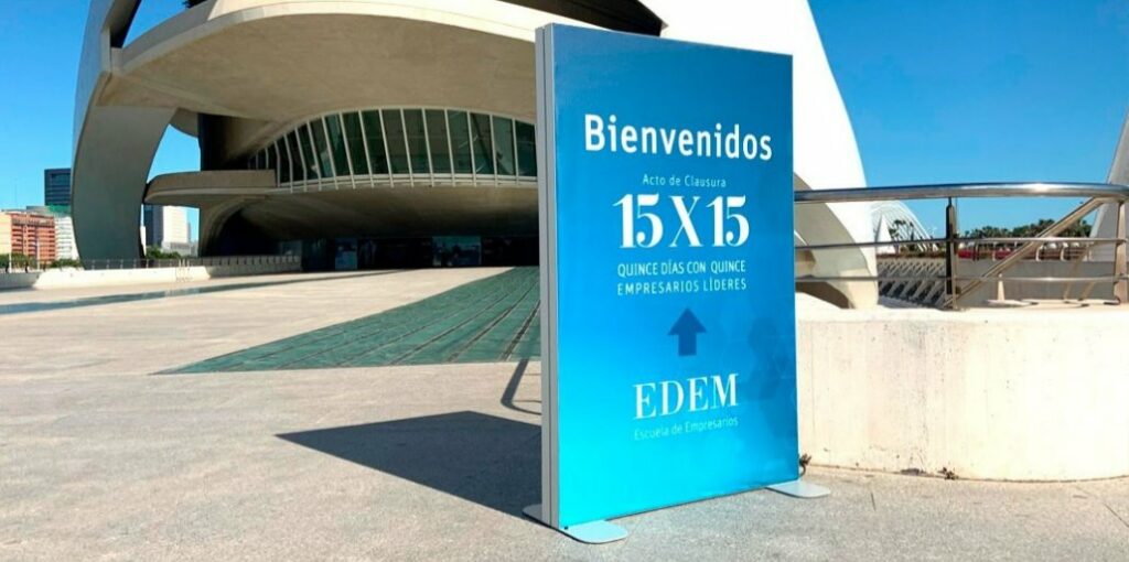  Totem textil led display publicitario led 